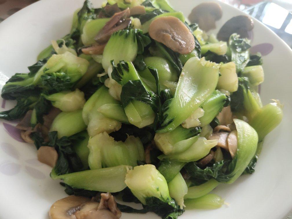 蘑菇炒青菜