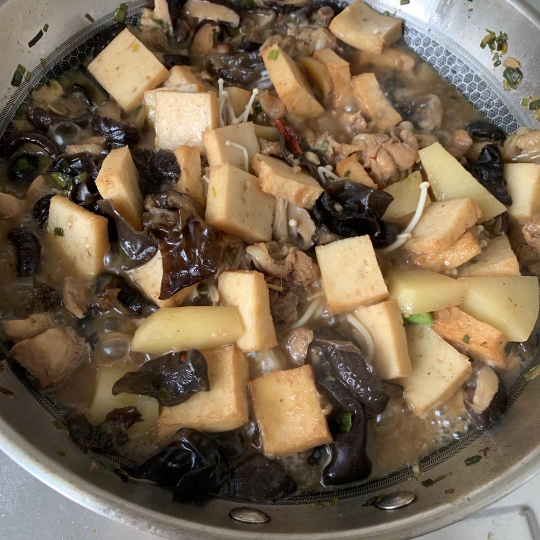 比饭店好吃很多倍的黄焖鸡