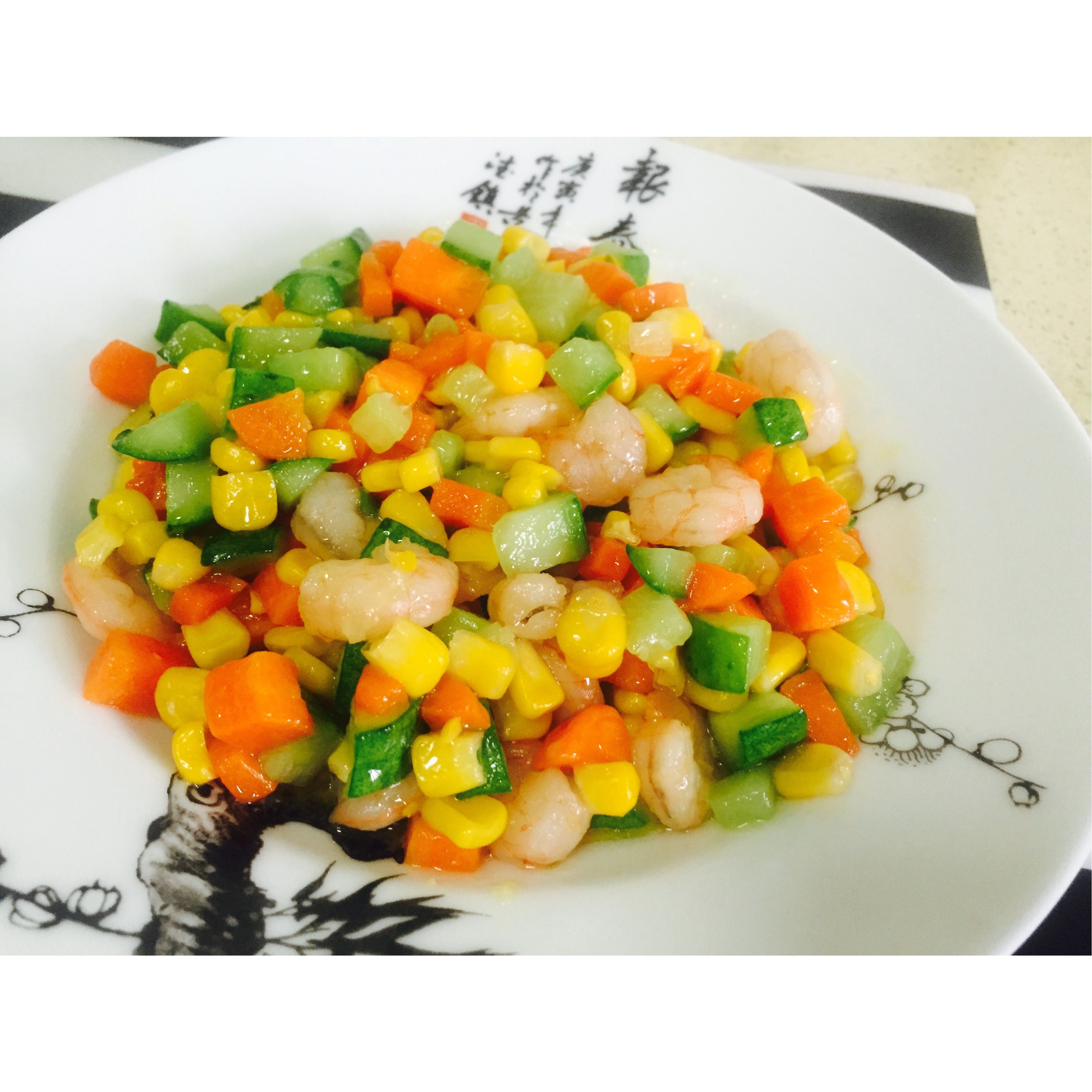 三色炒虾仁