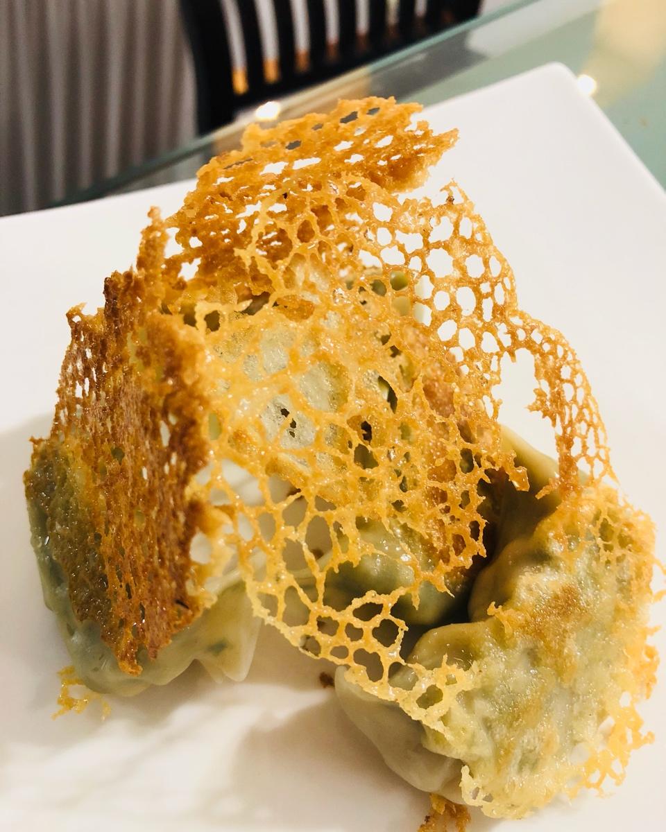 冰花蕾丝煎饺