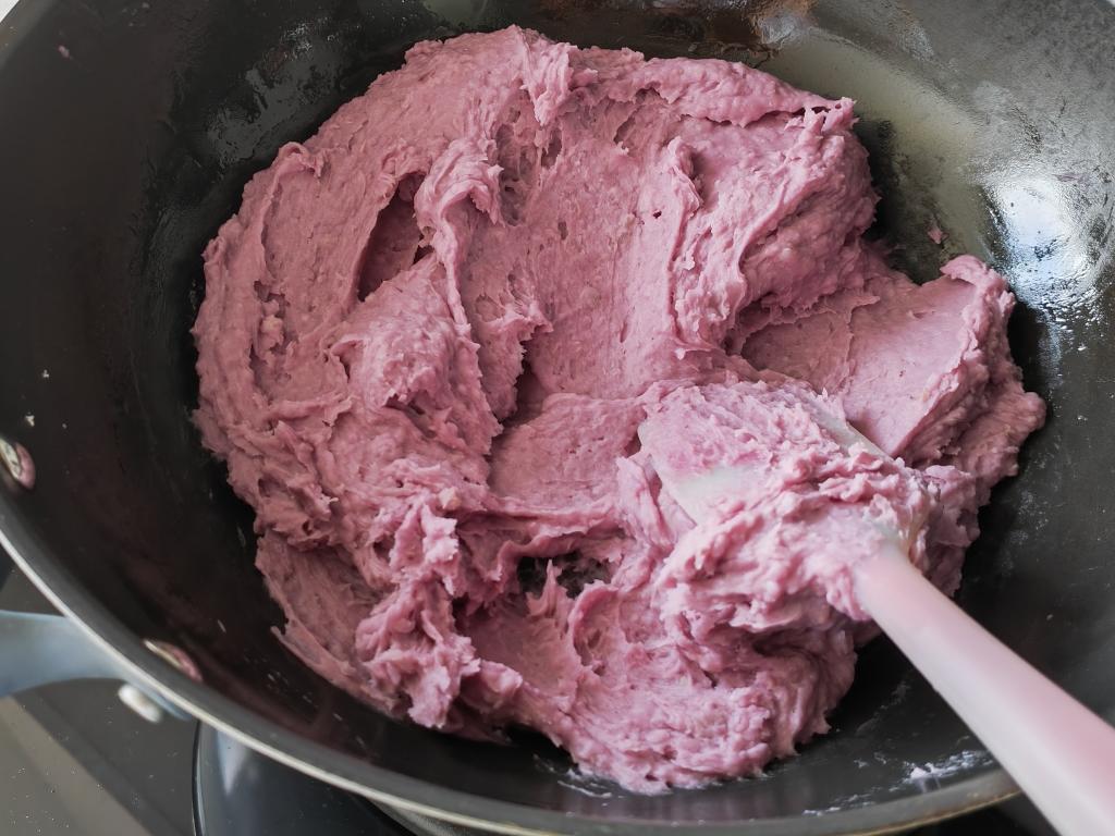 爆好吃的芋泥肉松吐司