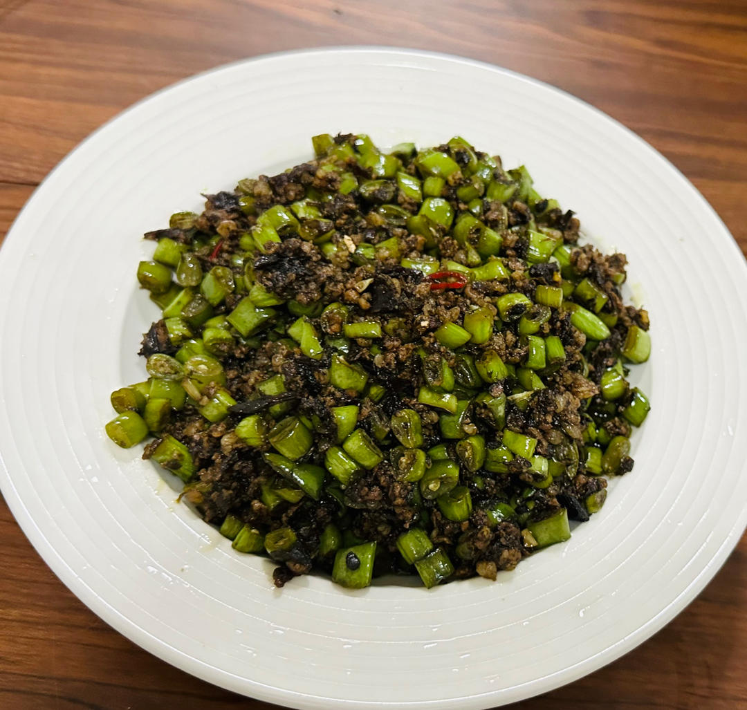 榄菜肉末四季豆