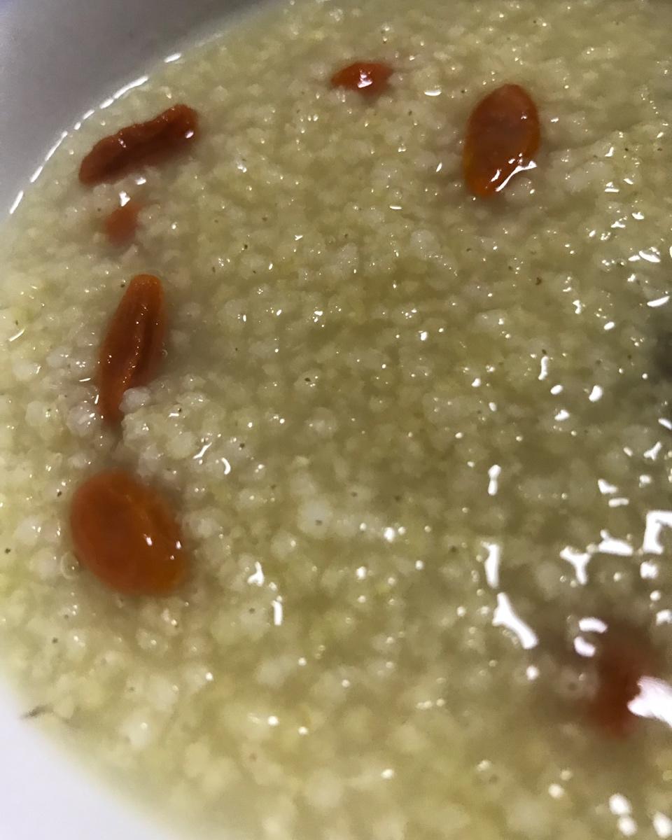 养胃小米粥