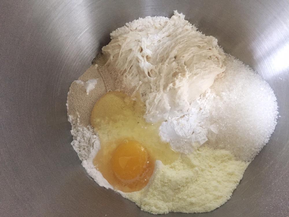 纯奶手撕吐司的做法 步骤1