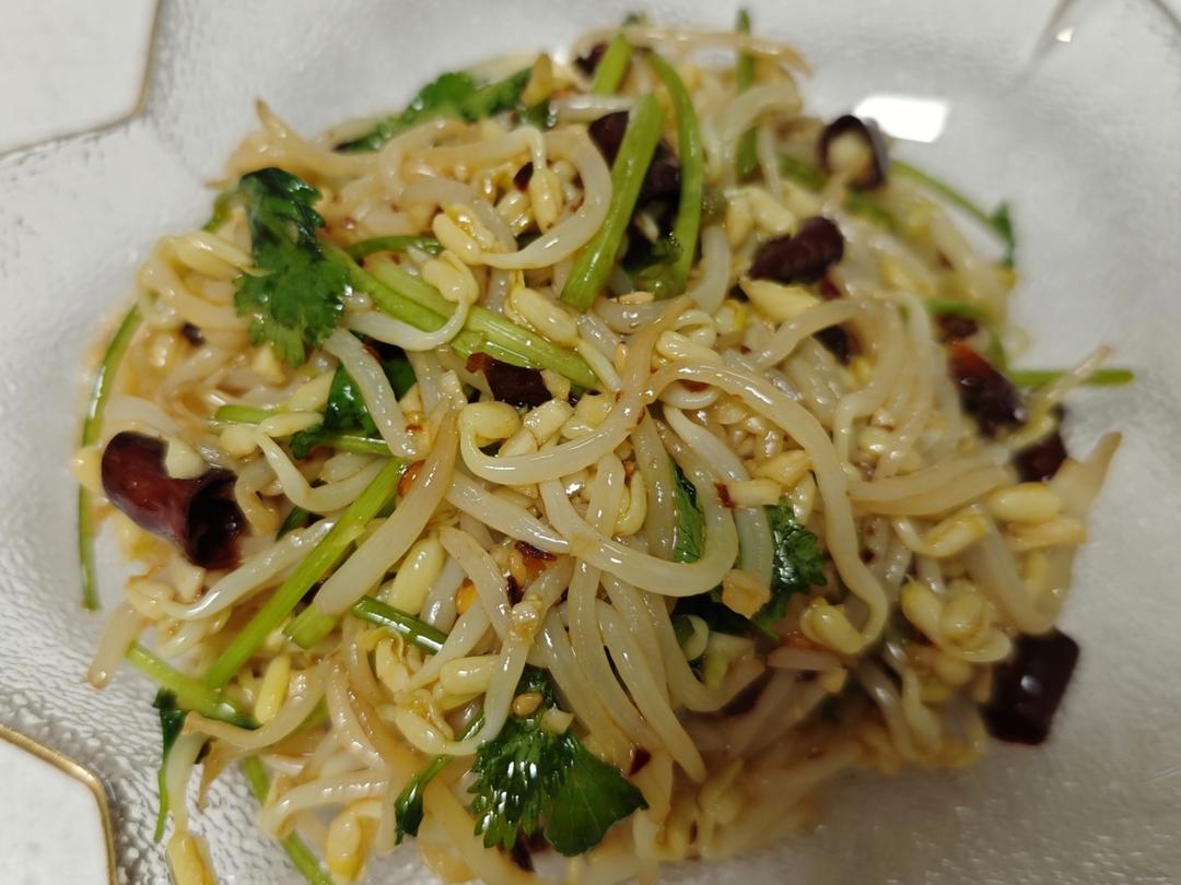 炝拌豆芽的做法