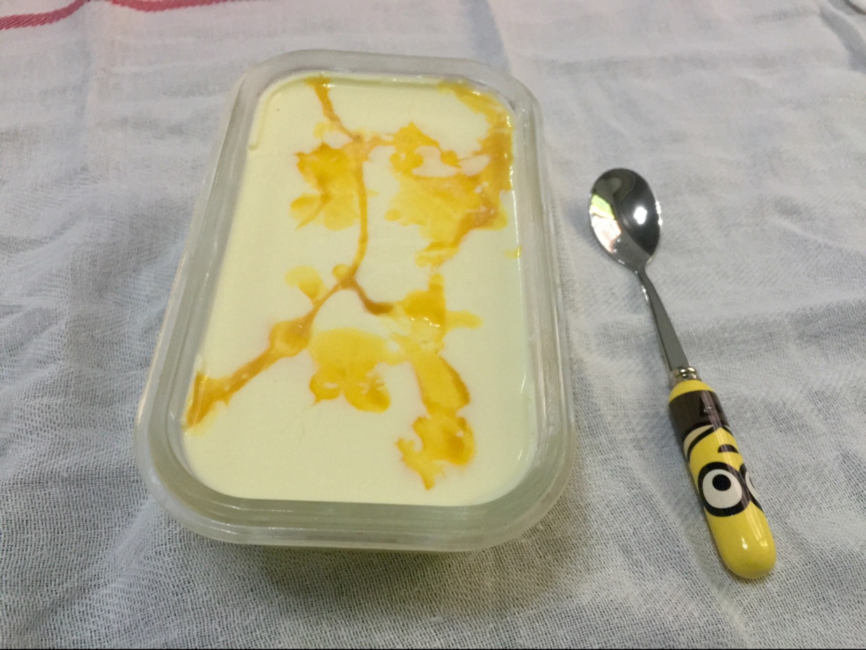 百香果酸奶意式奶冻<Passionfruit Yogurt Panna Cotta>