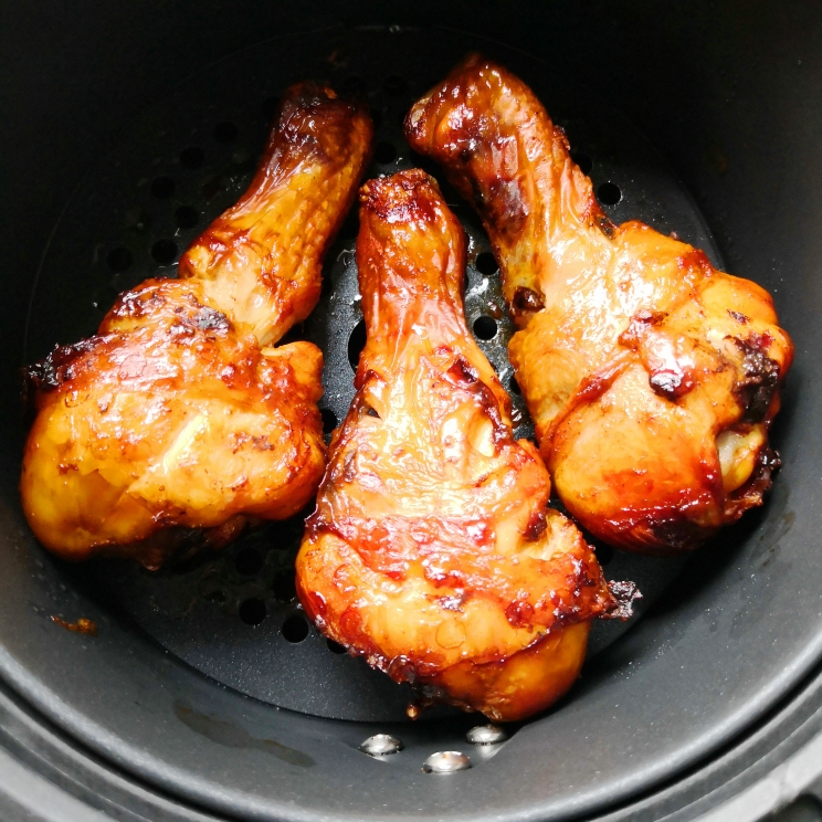 空气炸锅烤鸡腿，鲜嫩多汁的做法