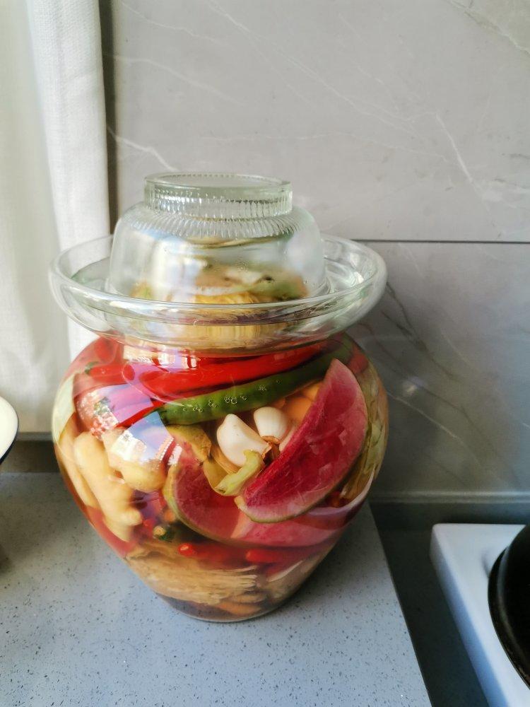 爱好厨艺的肥婕做的四川泡菜的做法