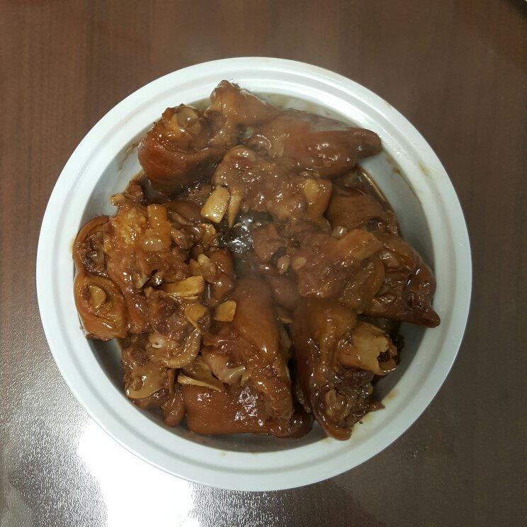红焖猪蹄