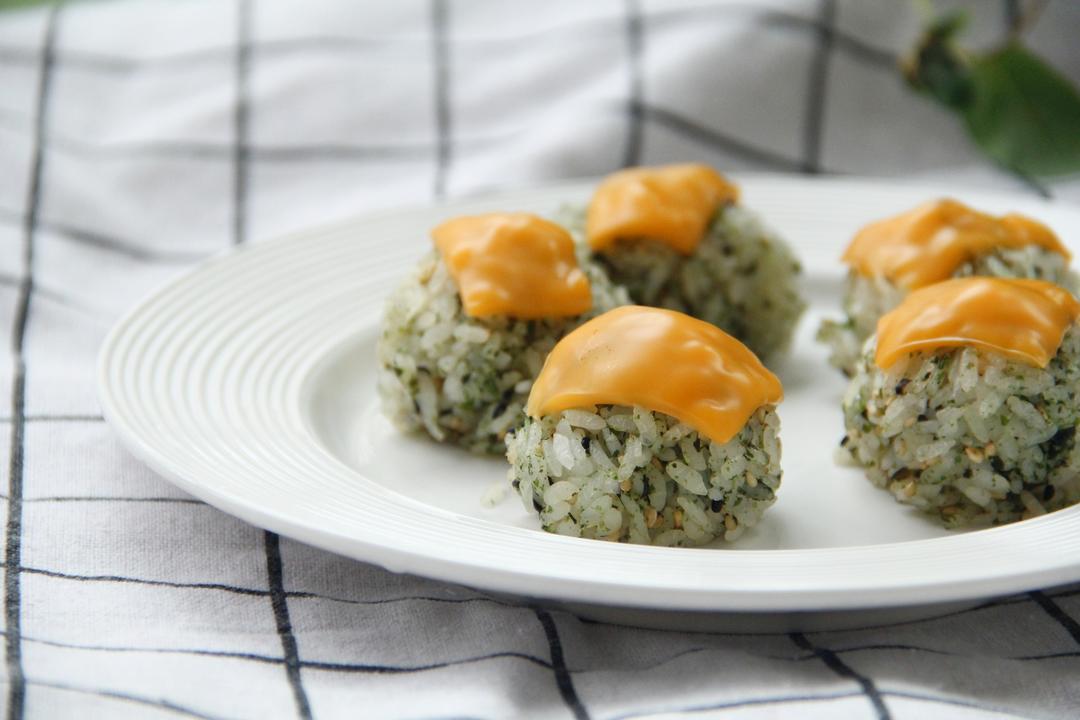 芝士烤海苔饭团的做法