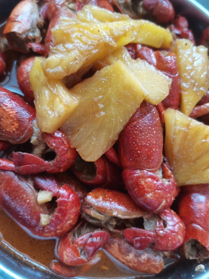 菠萝小龙虾的做法