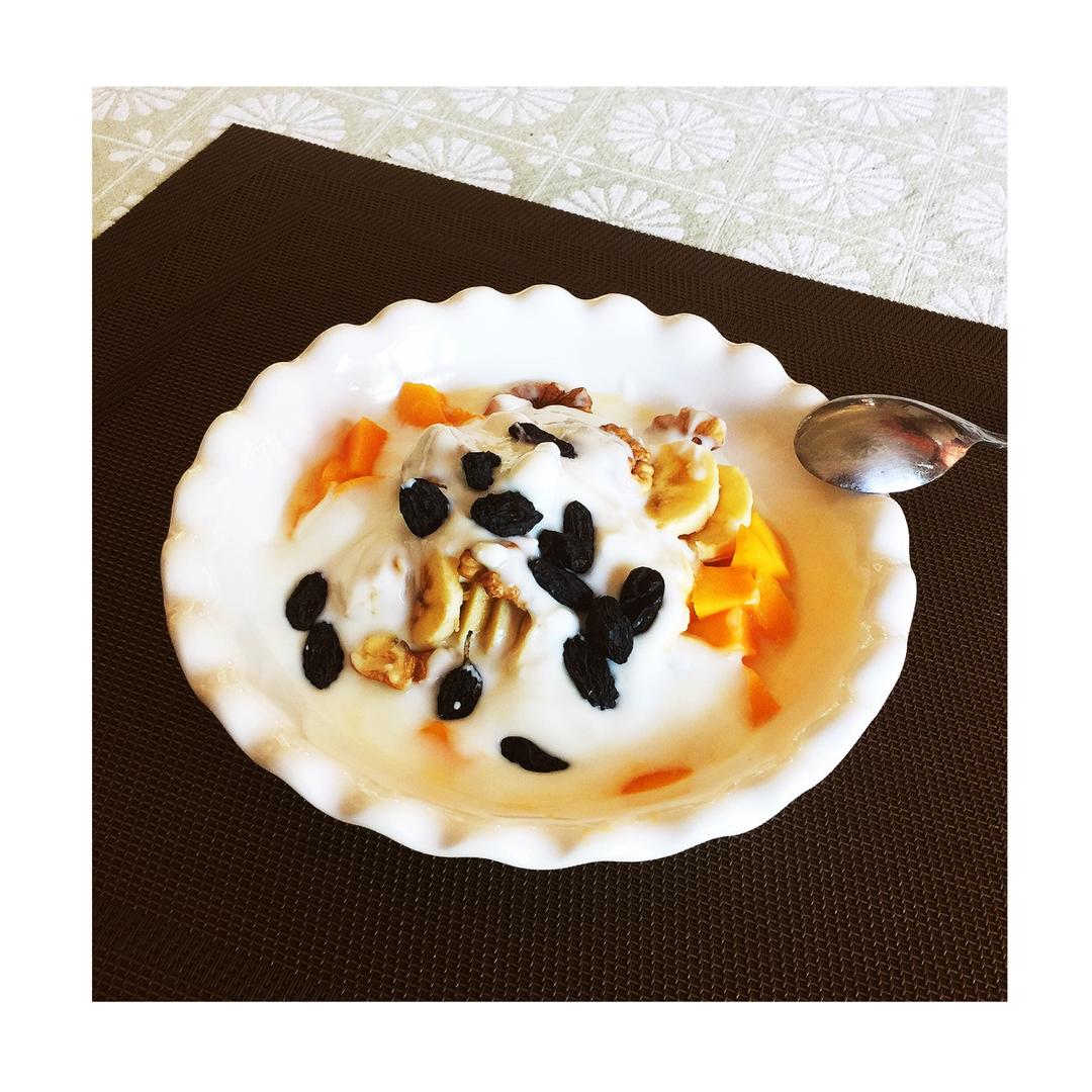 超易做又美味的杂果沙津