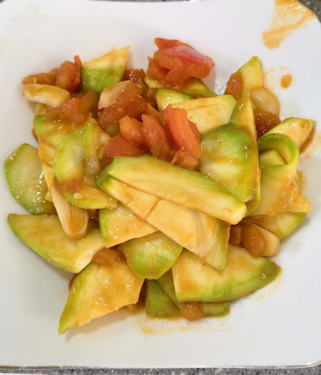 西红柿炒西葫芦