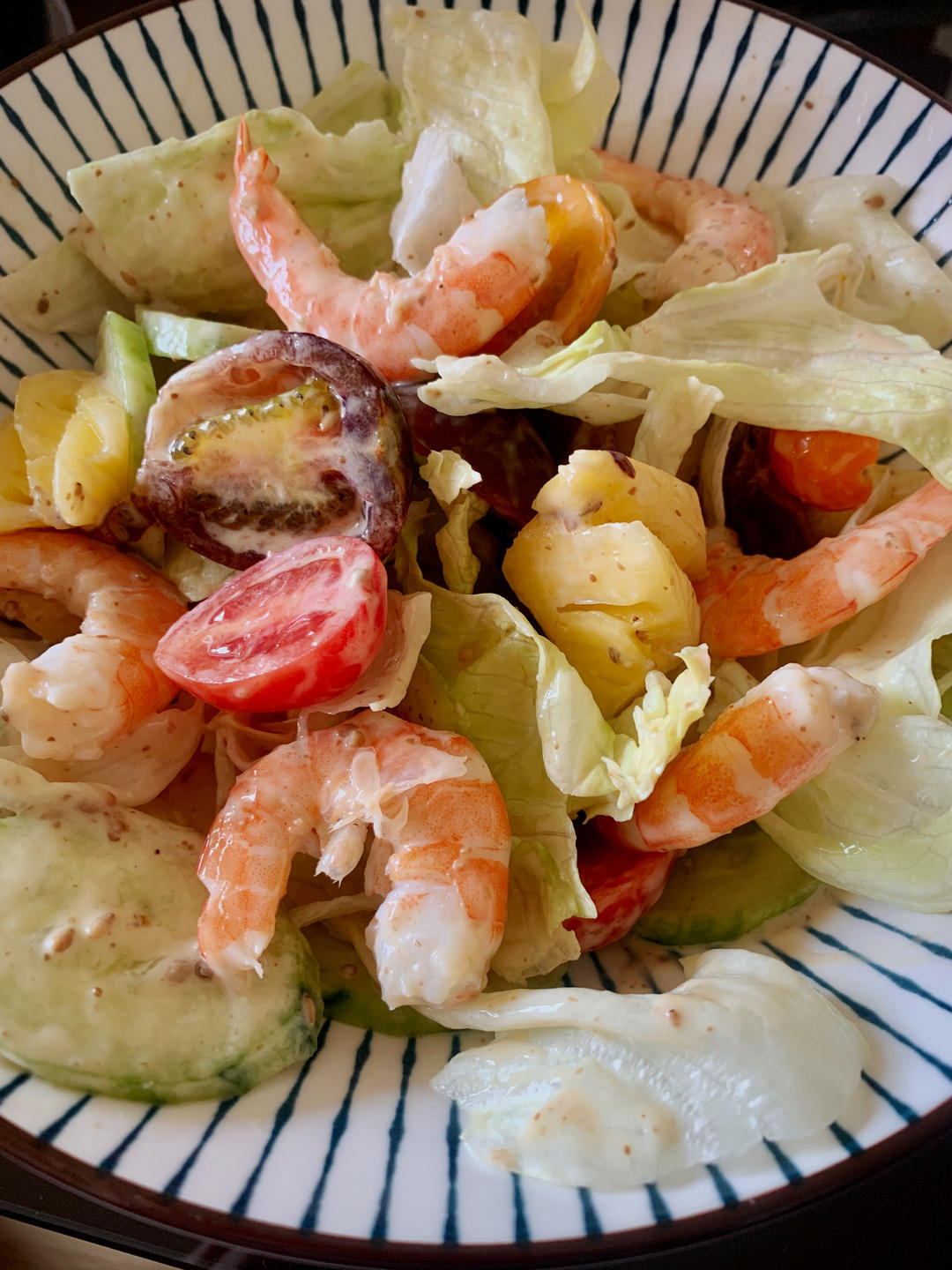 鲜果大虾沙拉