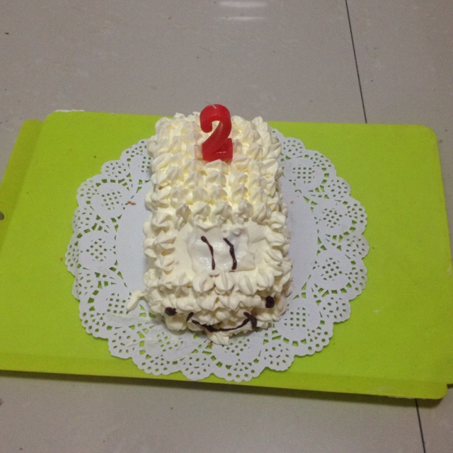 小汽车造型奶油蛋糕