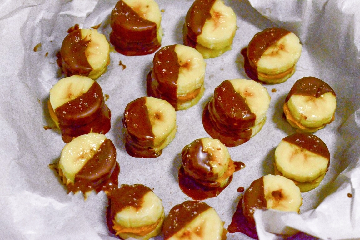 巧克力脆皮夹心香蕉饼
能量小零食的做法 步骤4