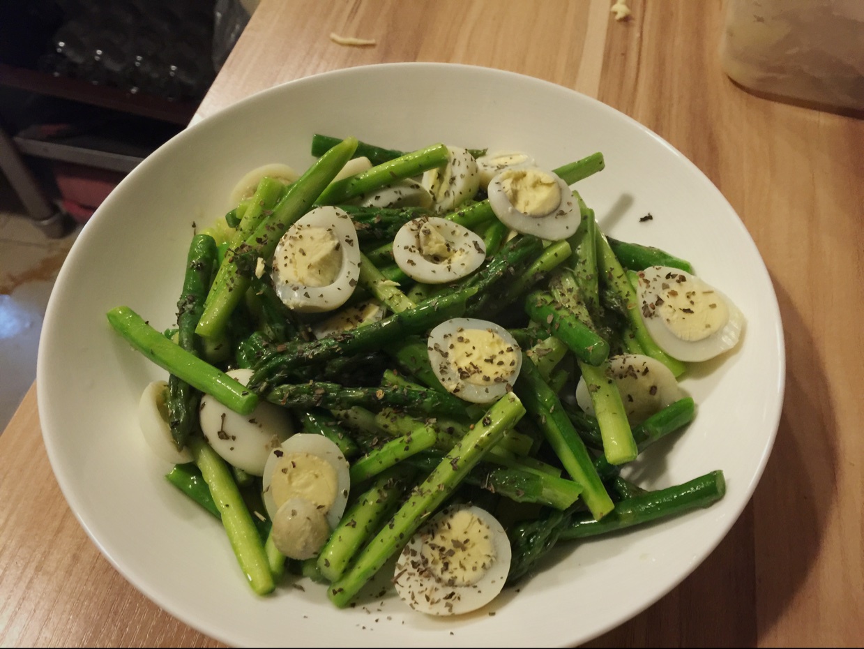 西兰花鸡蛋沙拉