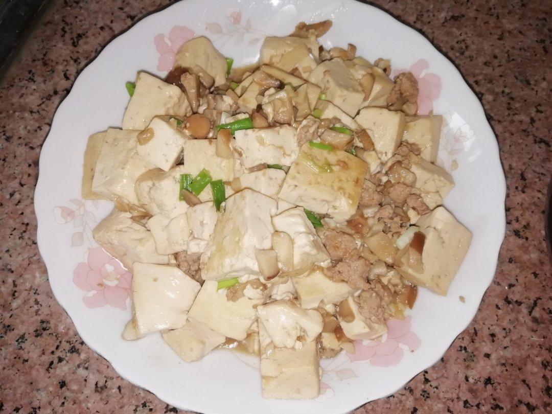 超级下饭的香菇肉沫豆腐