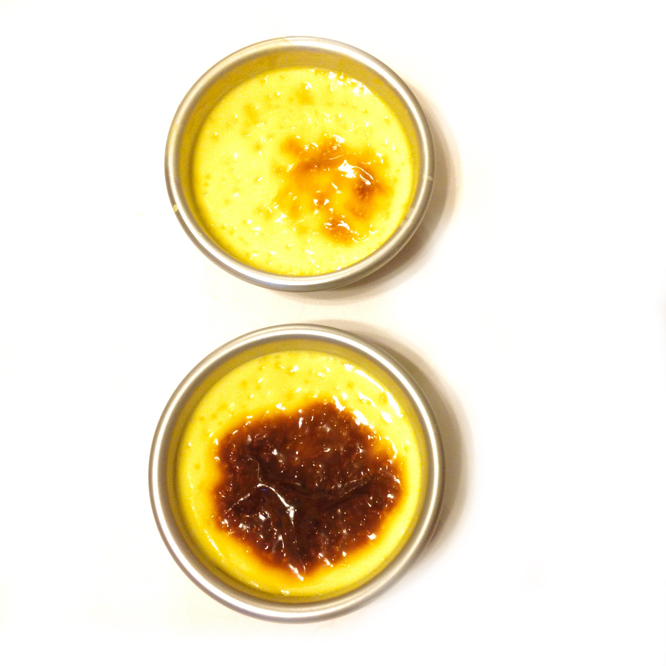 Crèmebrulée。法式烤布雷。焦糖布丁。