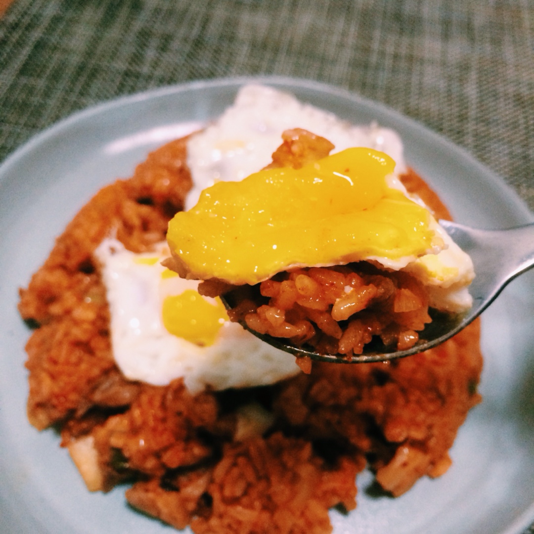 五花肉泡菜炒饭