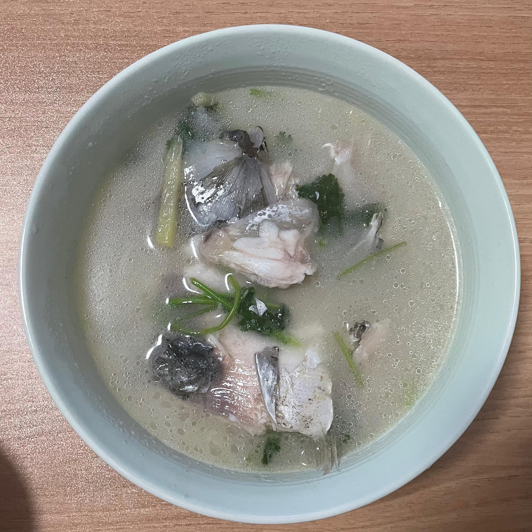 鱼头豆腐汤