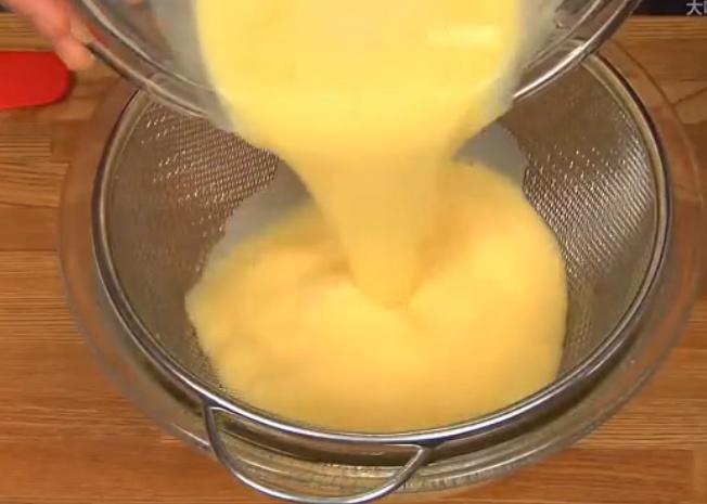 日本奶奶教你做焦糖牛乳布丁！的做法 步骤6