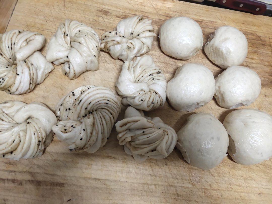 喷香松软的葱油椒盐花卷