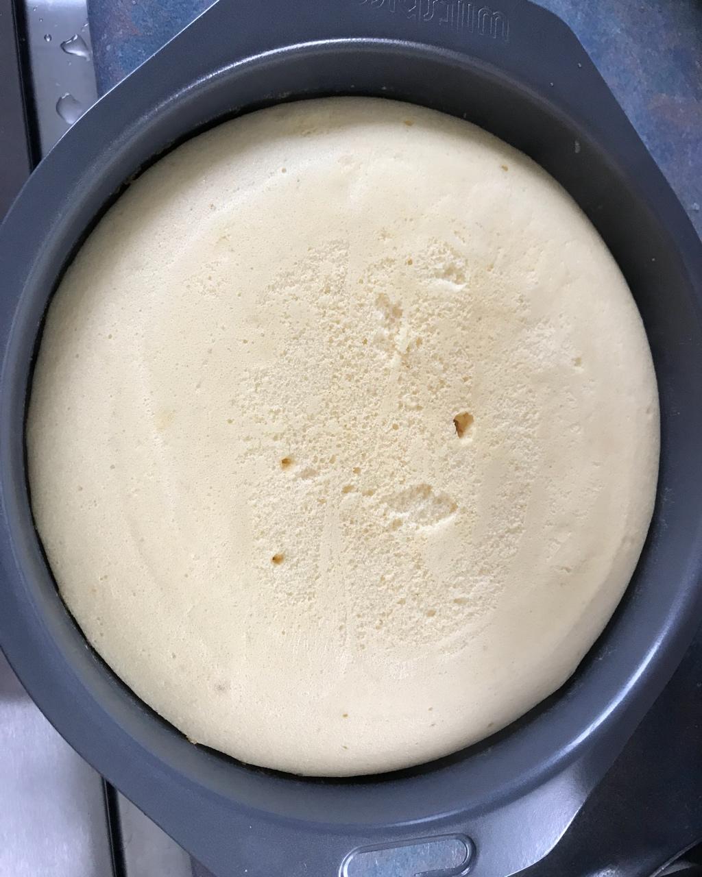 软绵绵的纯鸡蛋蒸牛奶蛋糕