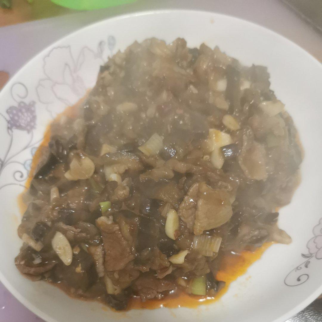 四川家常版-茄子炒五花肉