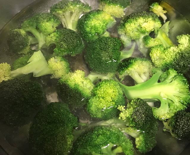 步骤图 白灼绿菜花的做法 白灼绿菜花的做法步骤 菜谱 下厨房 步骤图 白灼绿菜花的做法 白灼绿菜花的做法步骤 菜谱 下厨房
