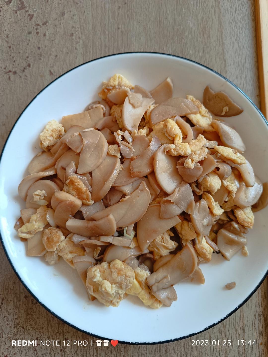 杏鲍菇炒鸡蛋