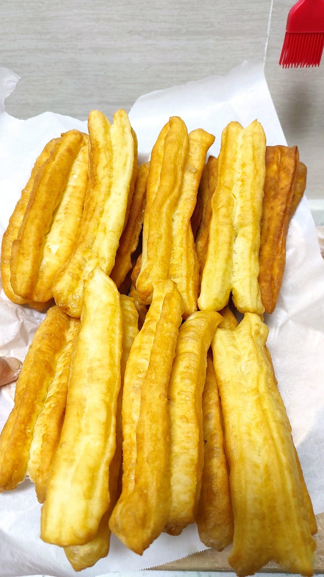 快手早餐～自制油条（酵母版，不含泡打粉、膨松剂）