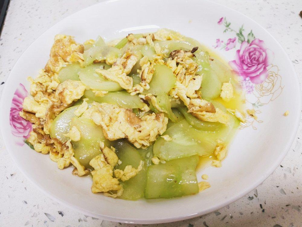 脆黄瓜炒鸡蛋～一菜登大堂
