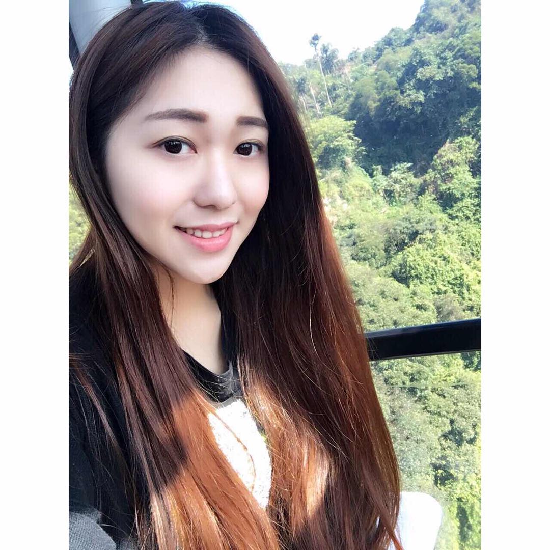 只会葛优瘫的曾小懒