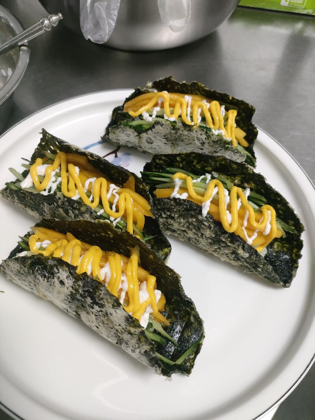 鰻魚(yú)塔可壽司