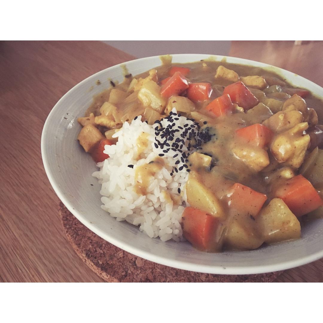 零失败日式咖喱鸡肉饭！！最正宗日本家庭做法！简单又好吃！