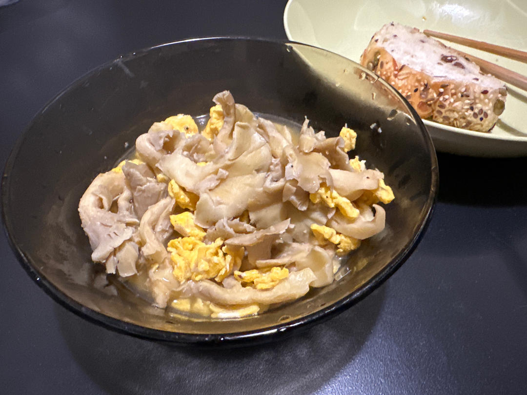 鸡油菌蛋汤