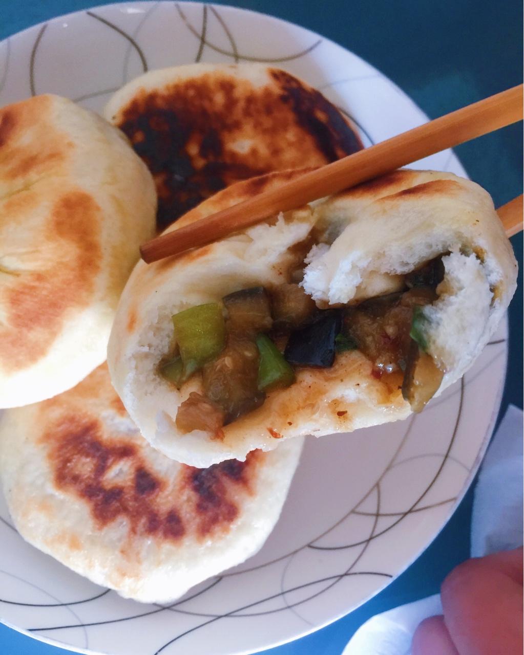 尖椒茄子馅饼