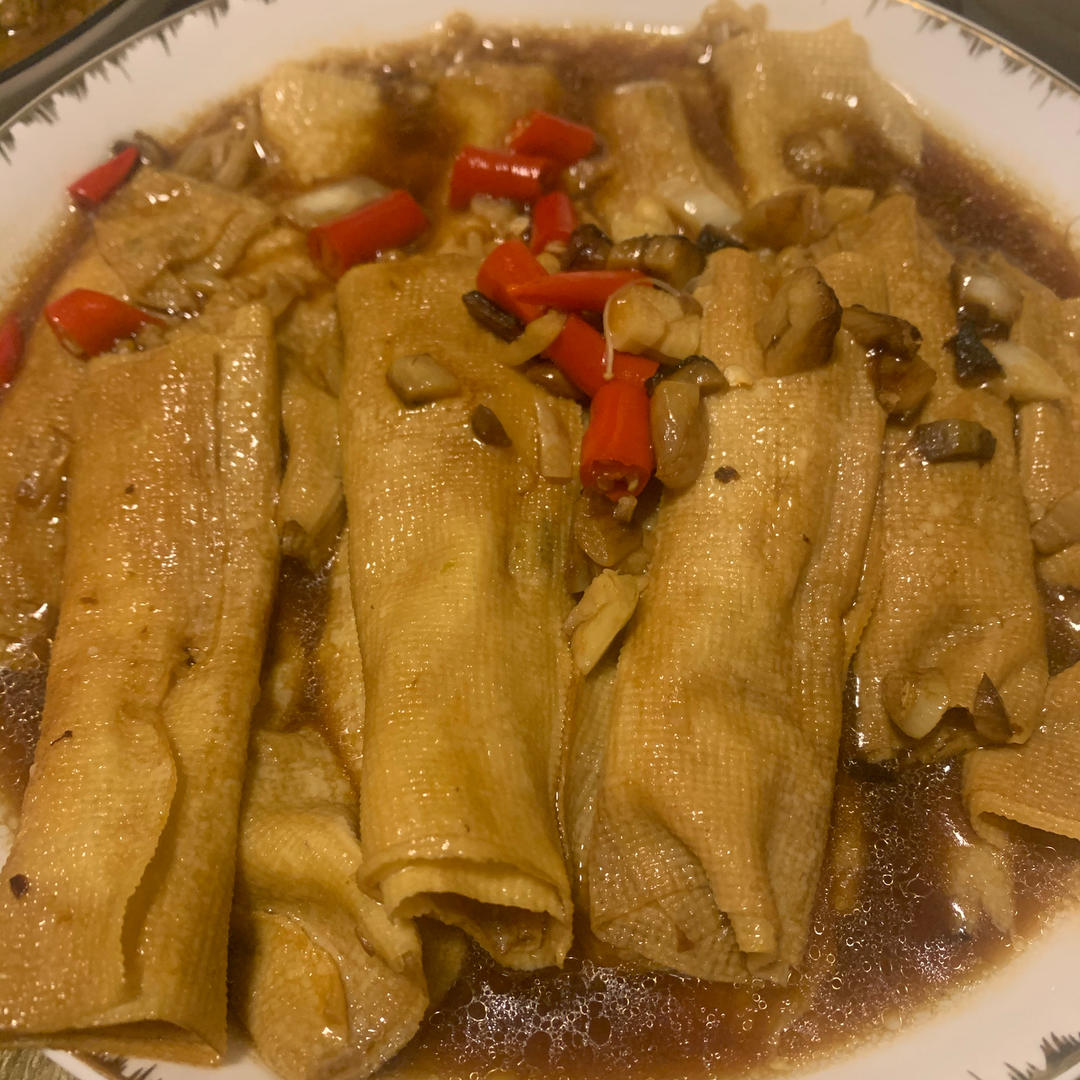 金针菇豆皮卷