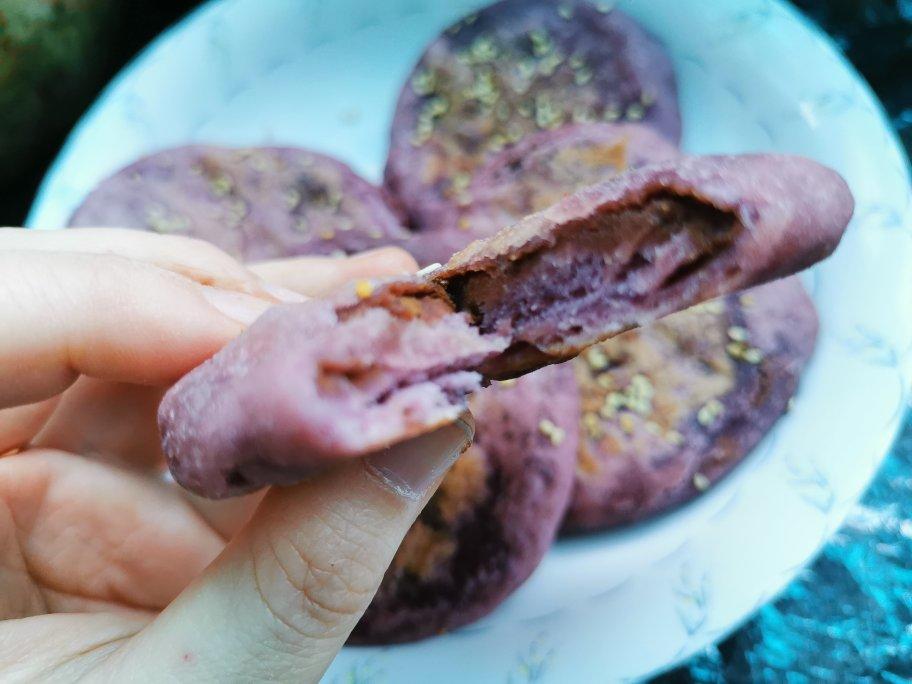 紫薯糯米芝麻饼