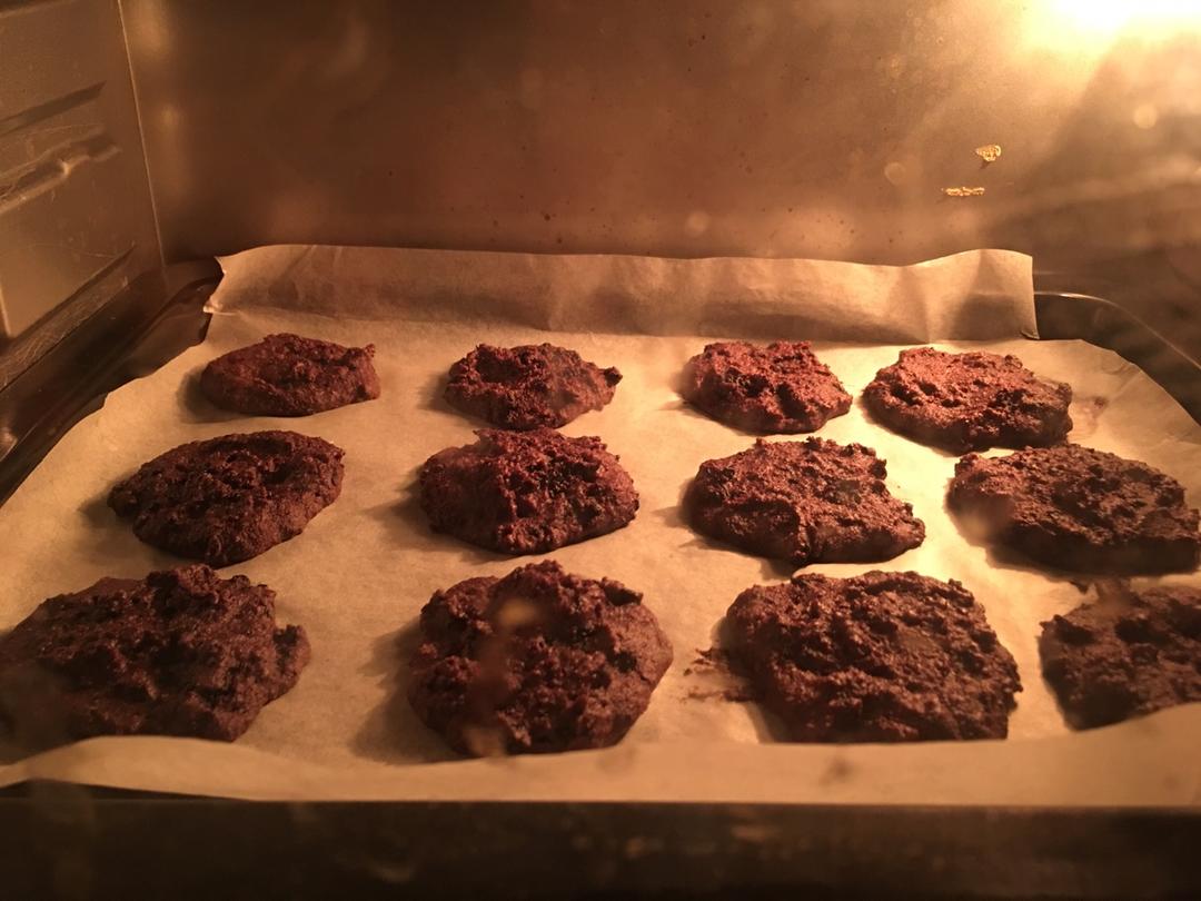 生酮坚果酱巧克力曲奇