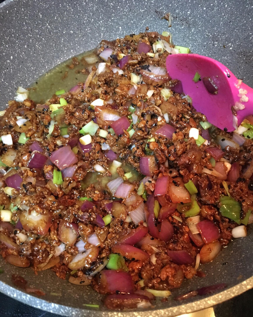 酱肉包 哎呀 太香了！