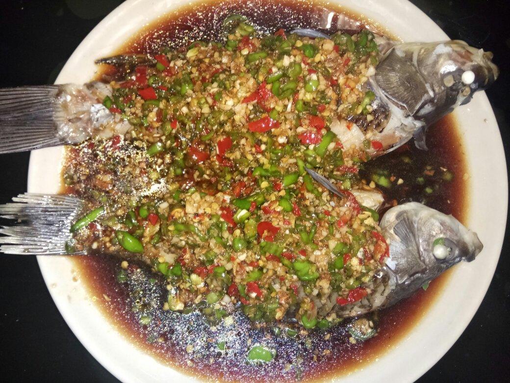 凉拌鲫鱼-最好吃的鲫鱼