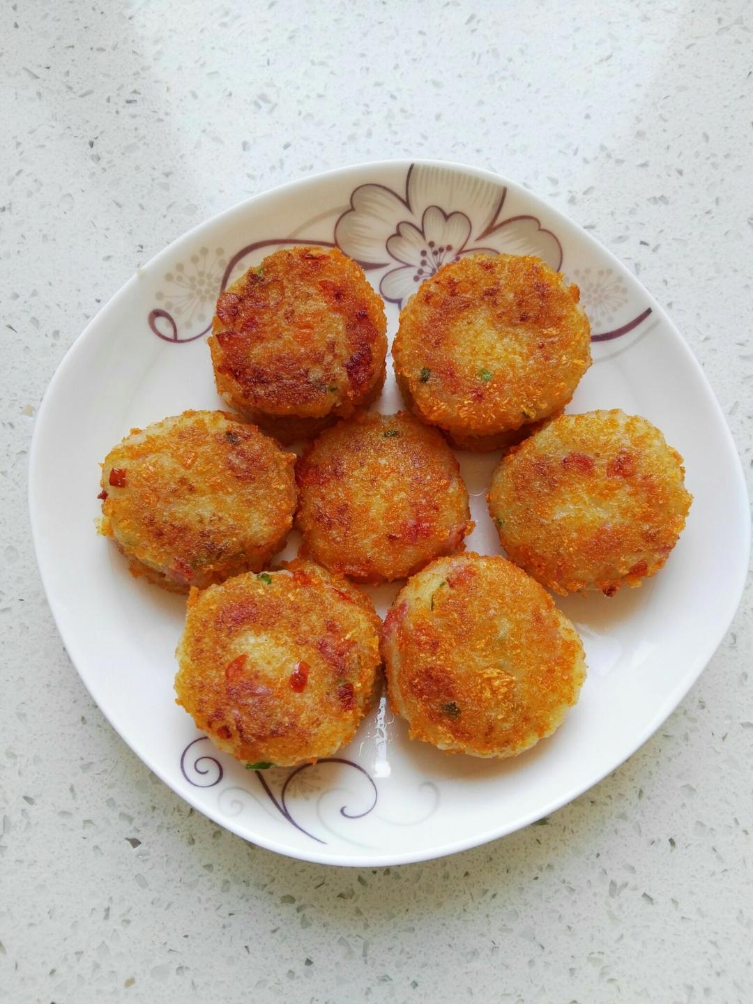 可乐饼 （肉末洋葱土豆饼）