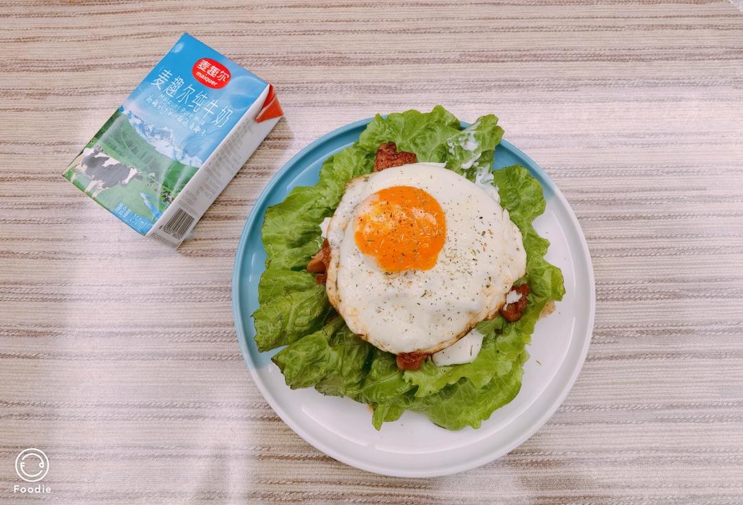 黑椒腿排三明治