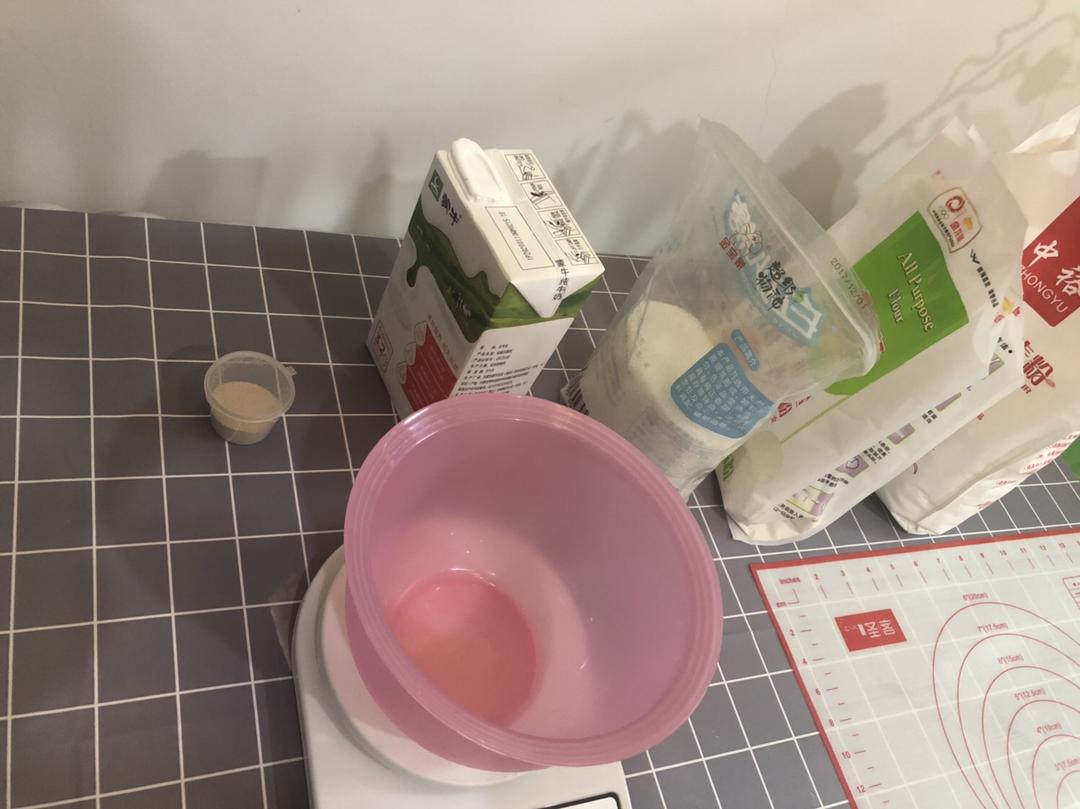 纯奶手撕吐司的做法 步骤1