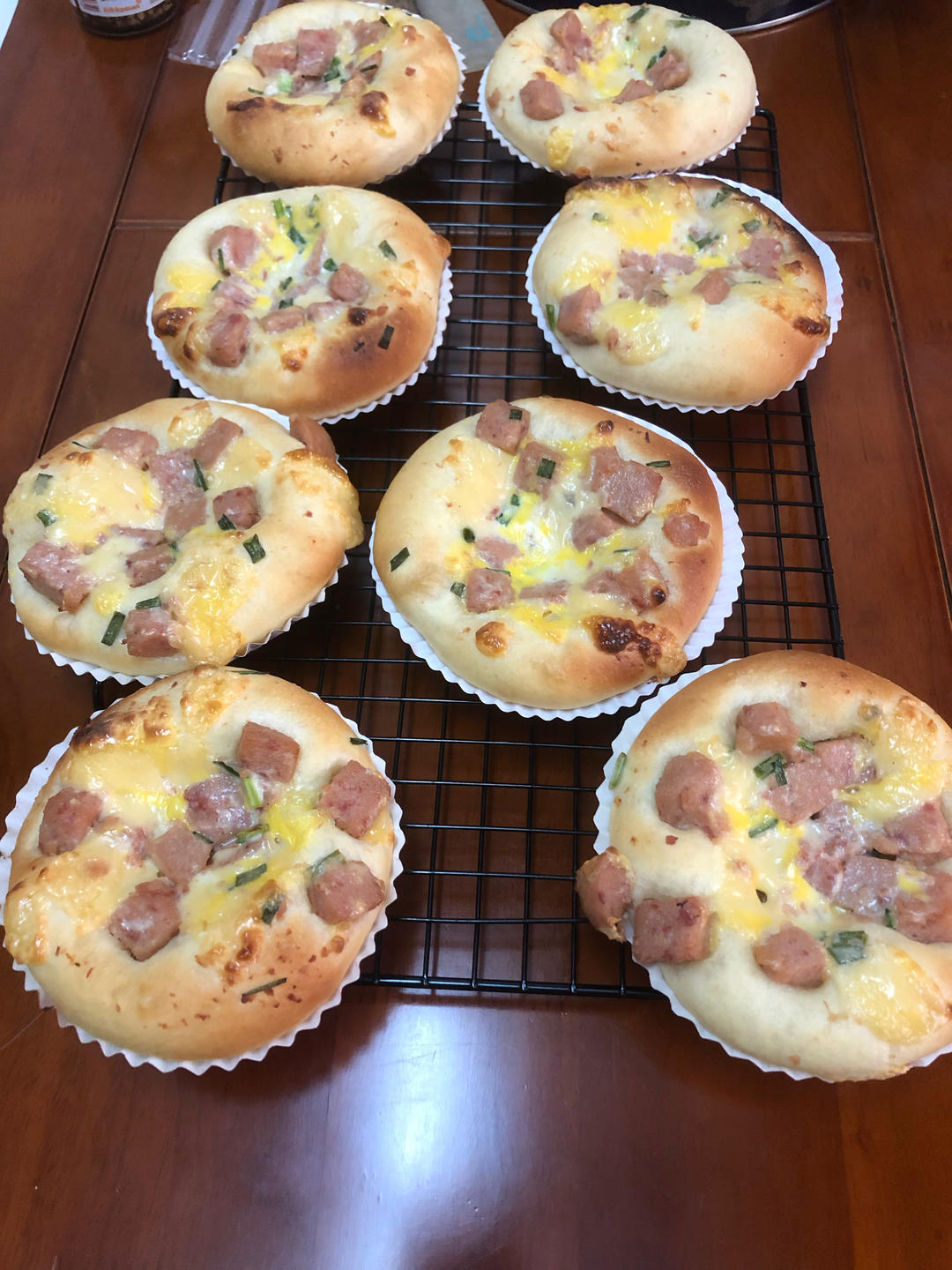 新手必做的午餐肉披萨面包 一次发酵 做法简单 当成早餐太方便了