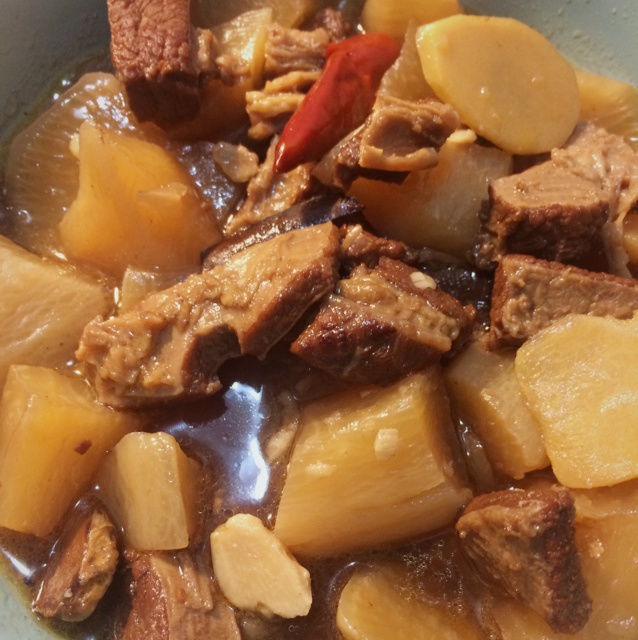 萝卜炖牛腩