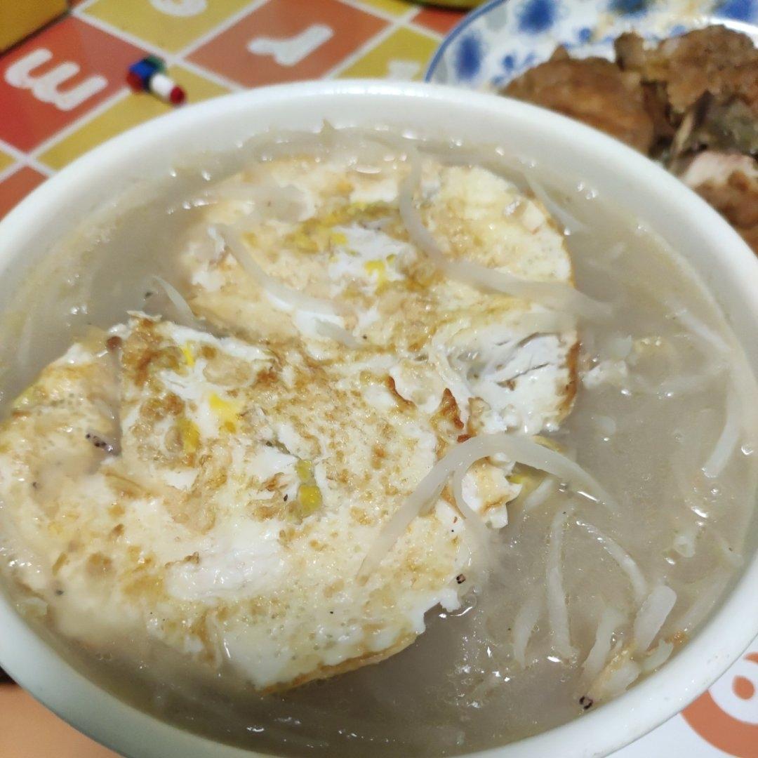 奶白鲜香的萝卜丝煎蛋汤