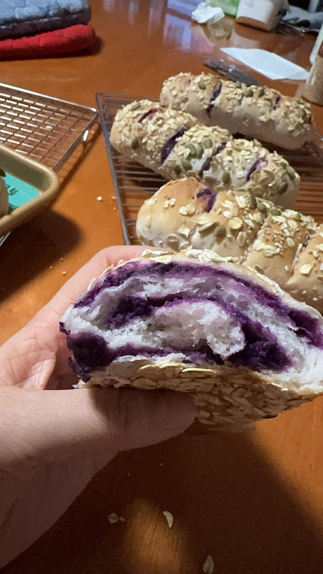 网红面包店爆款杂粮紫薯软欧，在家也能轻松复刻！